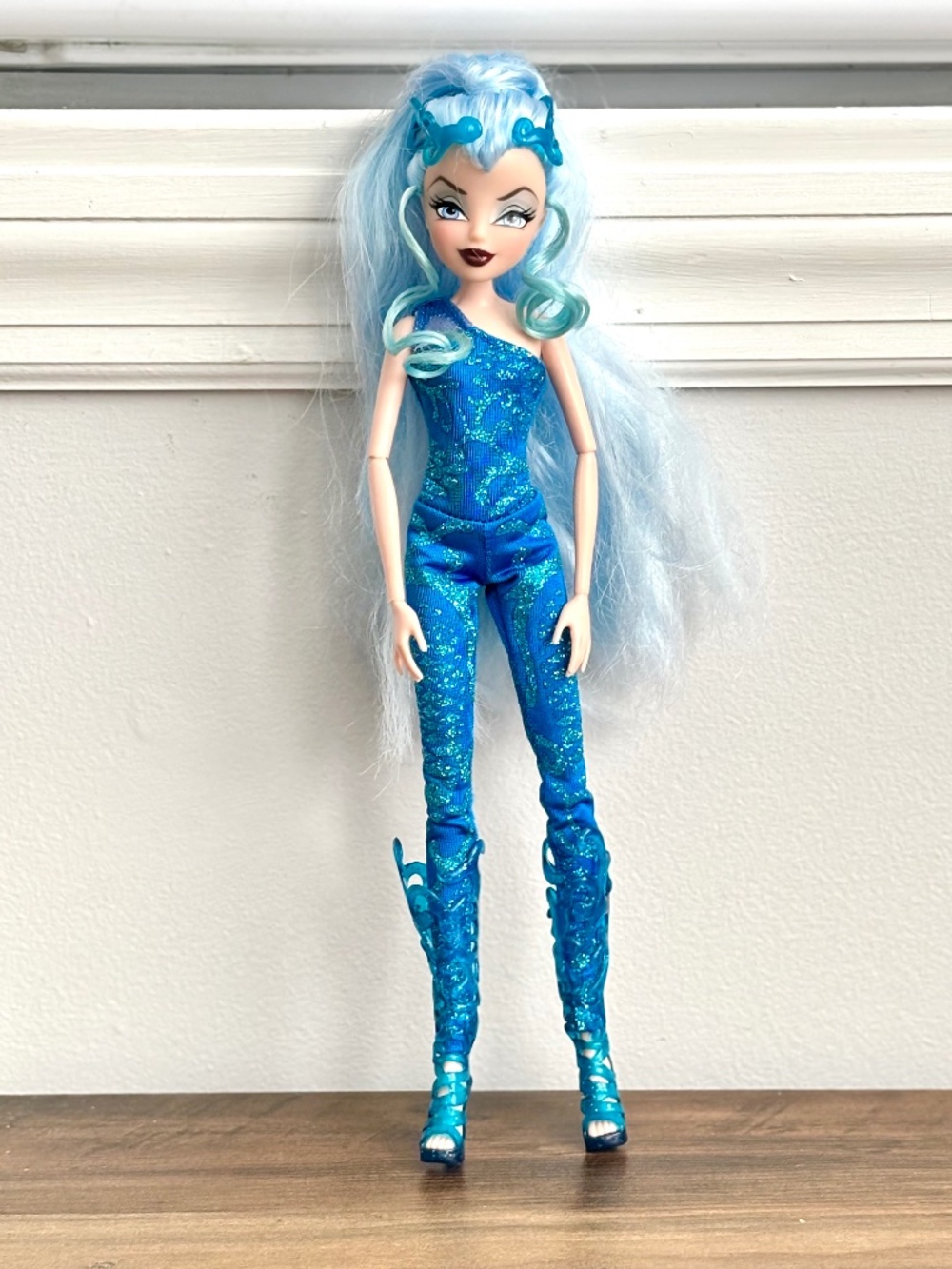 Winx Club Icy Dark Sirenix Doll Trix Villain Witch Season 5 Blue Hair Jakks 2012